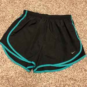 Nike Women's Dry 3'' Tempo Running Shorts